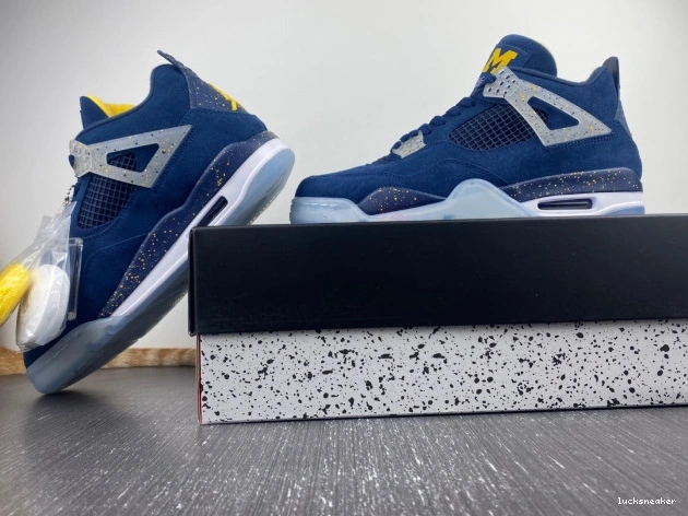 Reps LUCY Jordan Air Michigan Retro AJ4-1036660 4 (PE) 0810